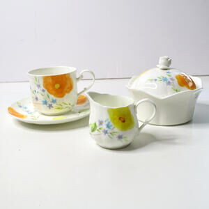 Mikasa‎ POPPY LOVE Bone China Cup, Saucer, Creamer & Sugar Bowl VTG 70s Flowers